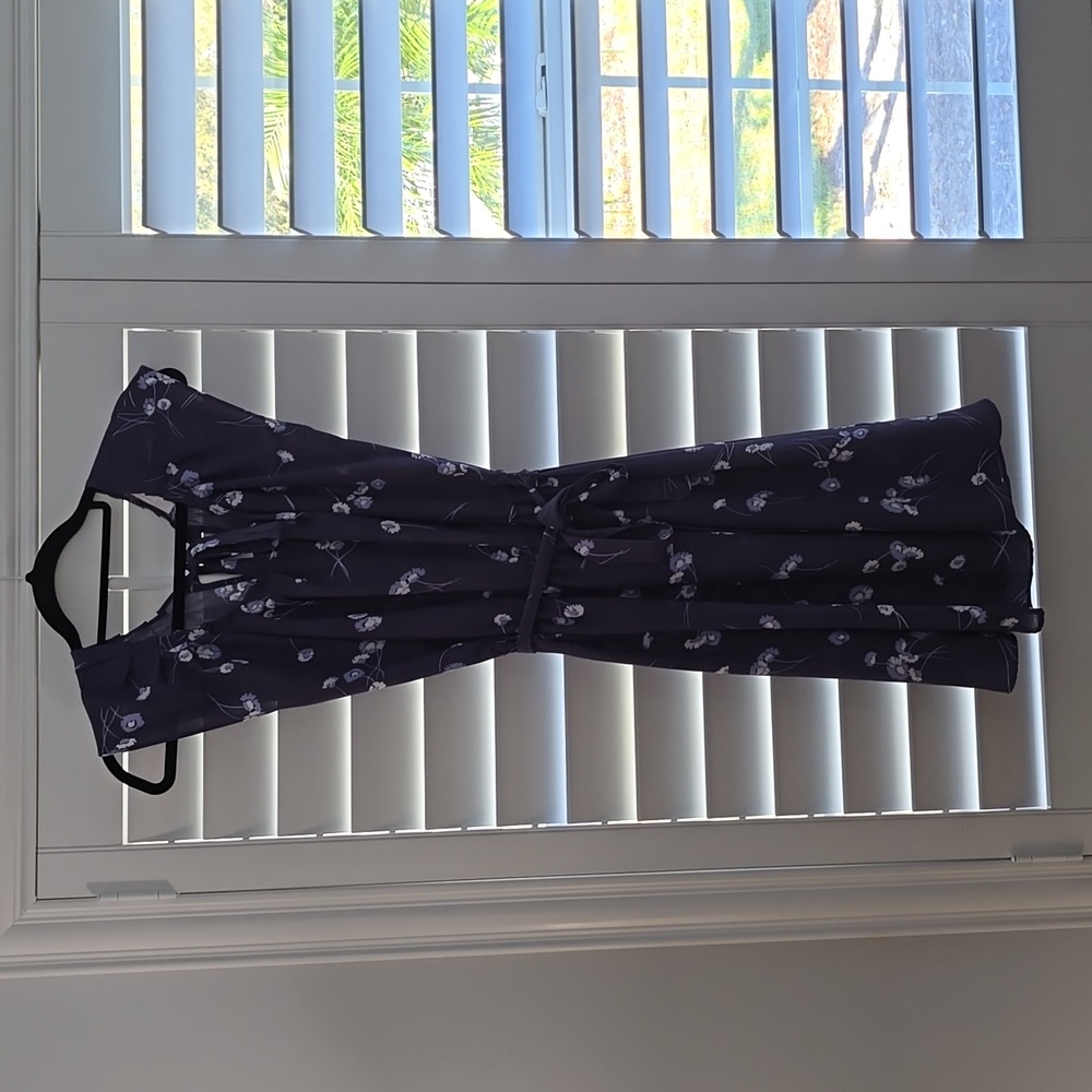 Lauren Conrad, size medium, blue floral dress